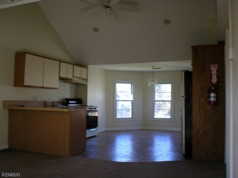 356 Montague Ave, Scotch Plains, NJ 07076 Room for Rent in Scotch