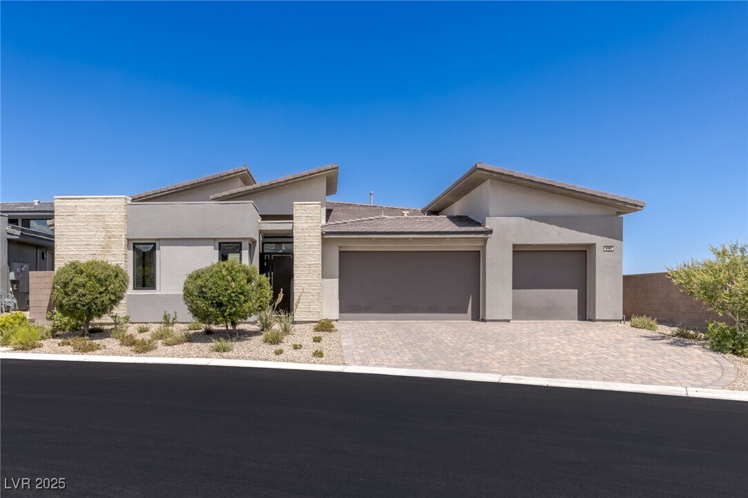 Foto principal - 5192 Rock Daisy Dr