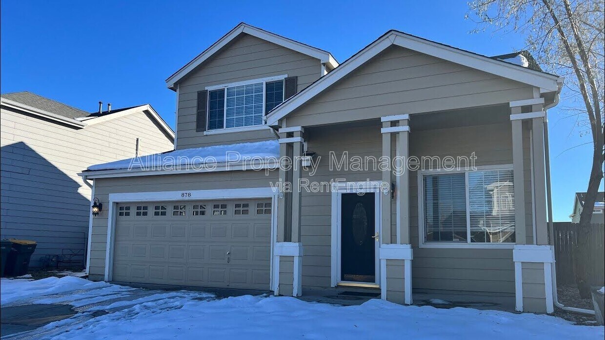 Foto principal - 878 Rancher Dr