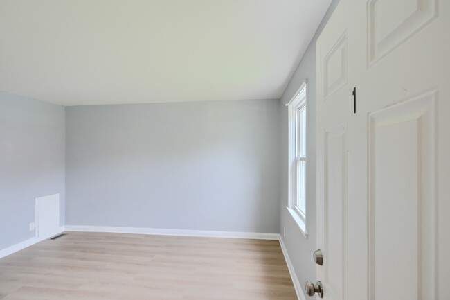 Foto del edificio - 2976 Cornwall Rd