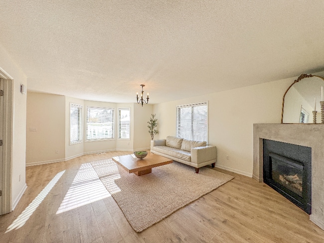 Foto del edificio - 12502 NE 19th St