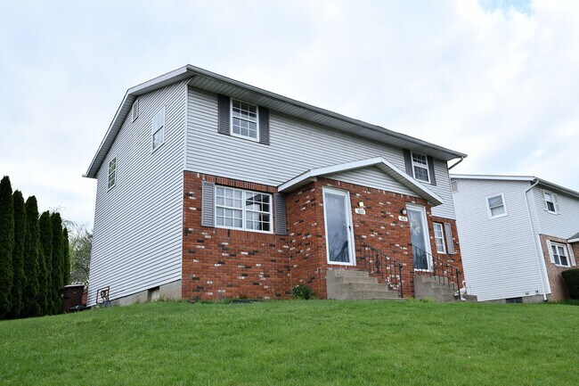 Foto del edificio - 1823 Koran Ave NW