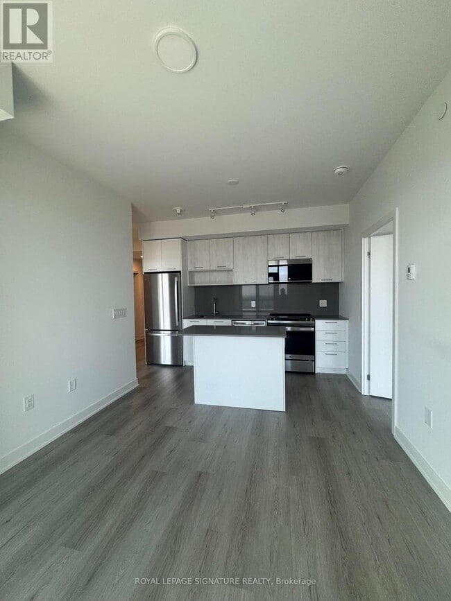 Building Photo - 40-1840 Lagerfeld Dr