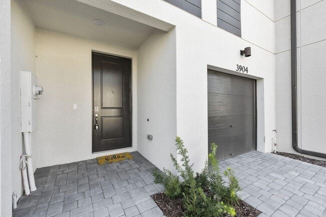 Building Photo - 3904 SE Caladium Ct