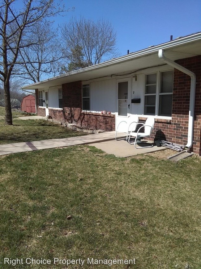 1100 1st St, Platte City, MO 64079 Condo for Rent in Platte City, MO