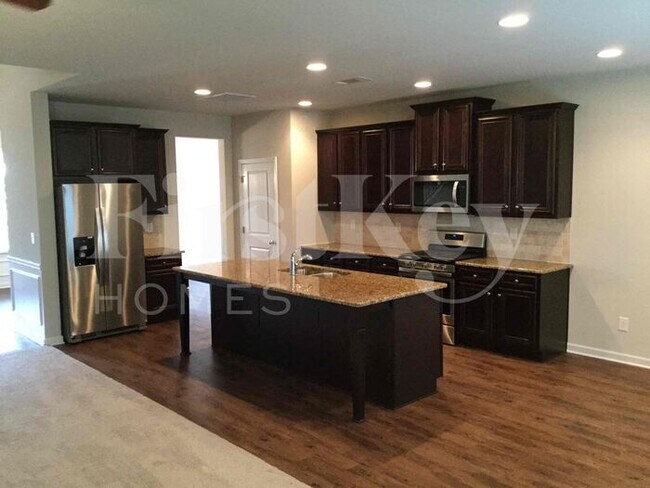 Foto del edificio - 360 Madison Grace Ave