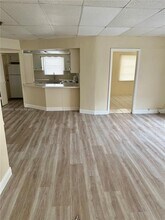 Building Photo - 9390 E Bay Harbor Dr