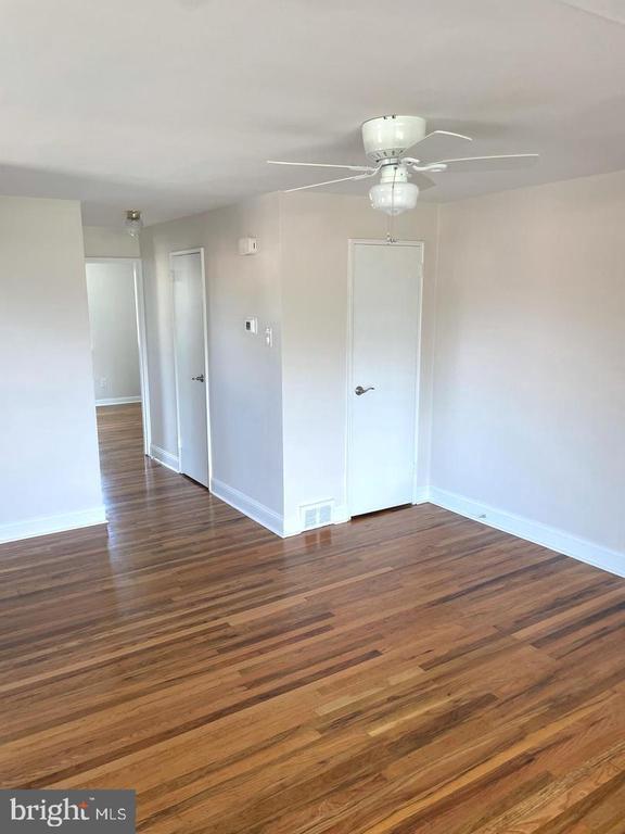 Building Photo - 104 Clement Rd