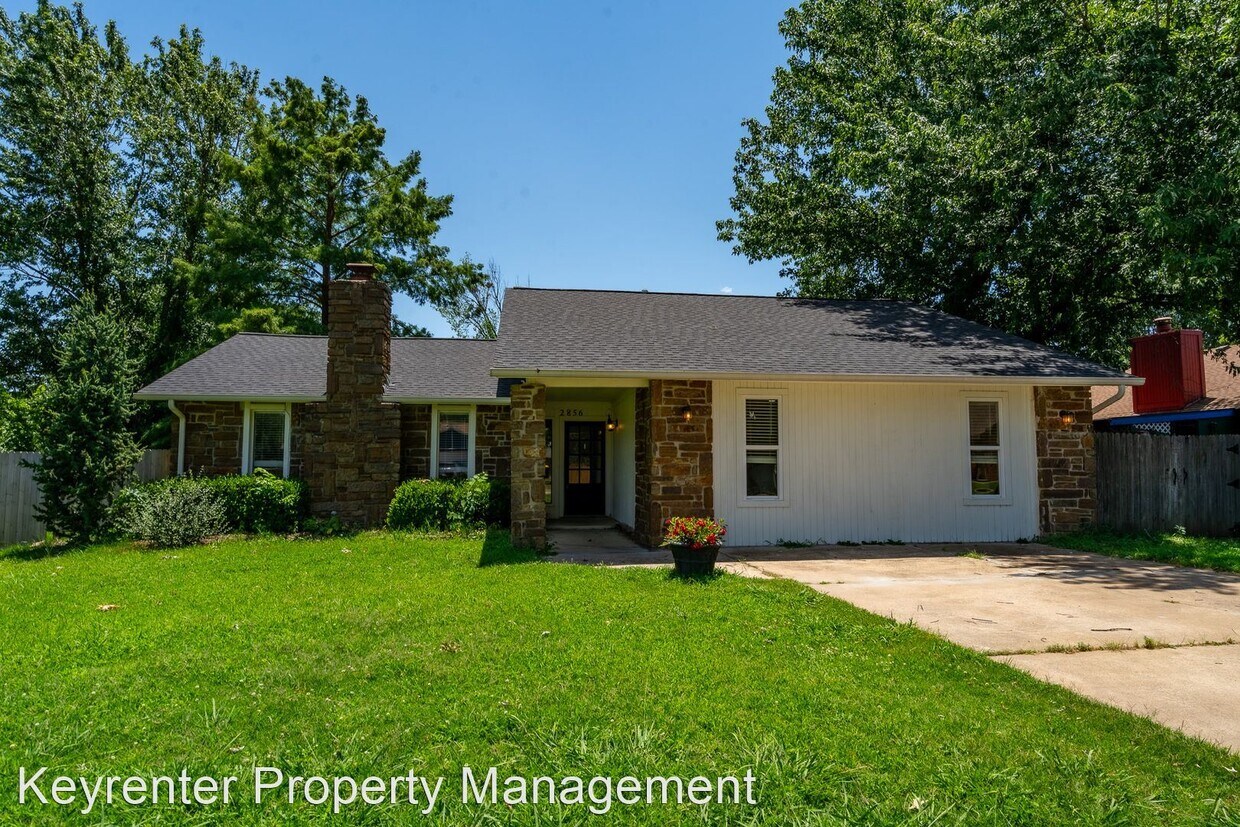 Foto principal - 3 br, 2 bath House - 2856 W 112th St