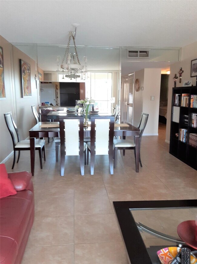 Foto del edificio - 777 S Federal Hwy