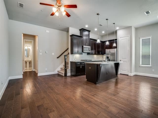 Building Photo - 6120 Rilla St