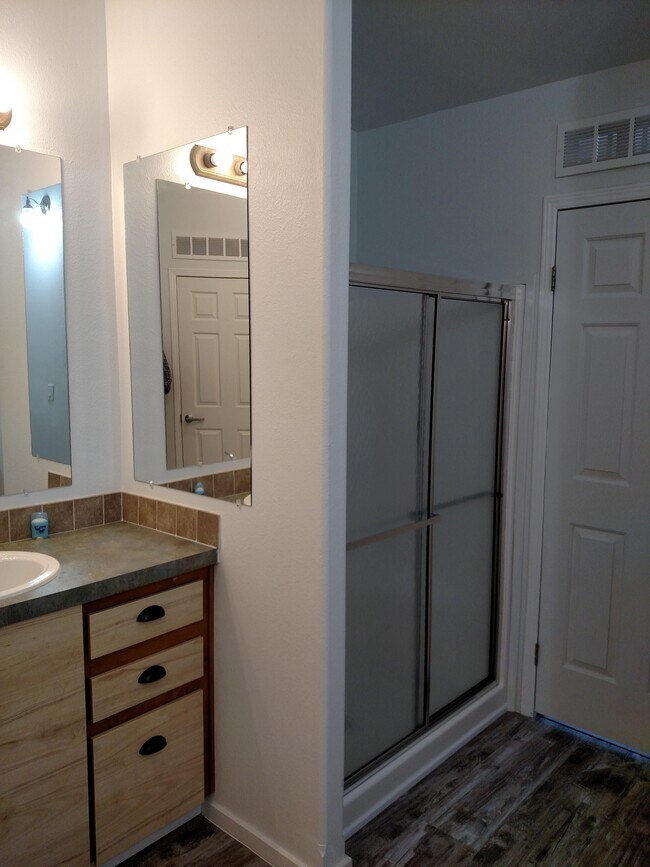 230 Indian Hills Rd Unit apartment, Florence, CO 81226 Apartments in