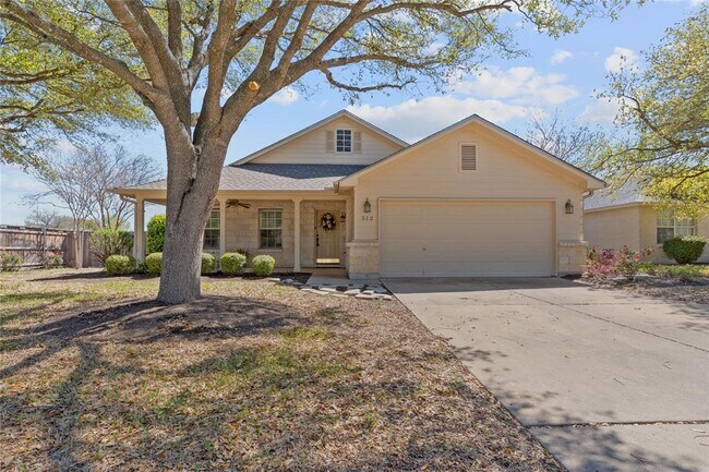 Foto del edificio - 512 Hyde Cove