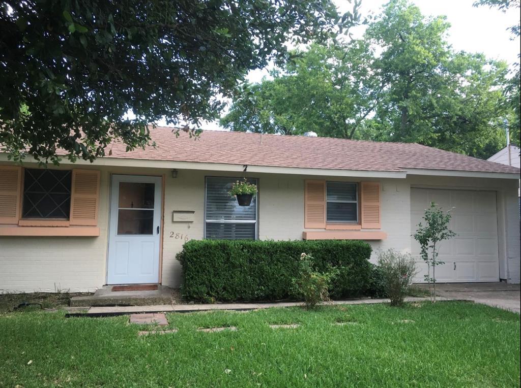 Primary Photo - 2816 Ridgeway Dr
