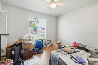 Building Photo - 466 El Toro Ln