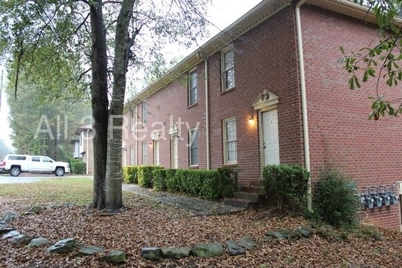 Building Photo - 480 S Jeff Davis Dr