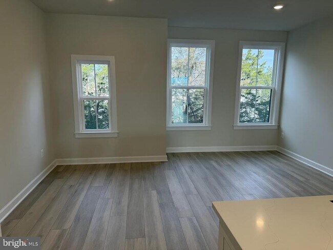 Foto del edificio - 21829 Express Ter