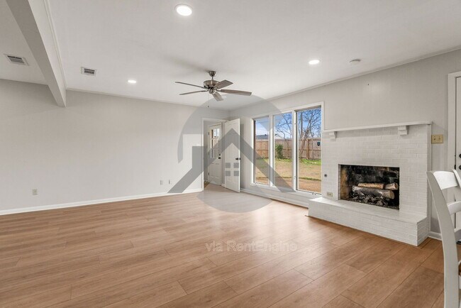 Building Photo - 9812 Coppersmith Ln