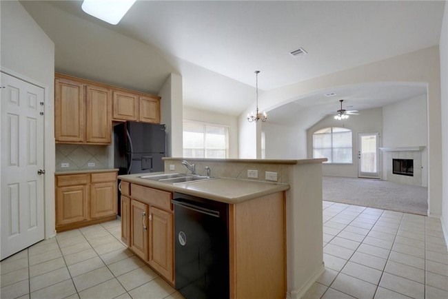 Building Photo - 3104 Peruga Ln