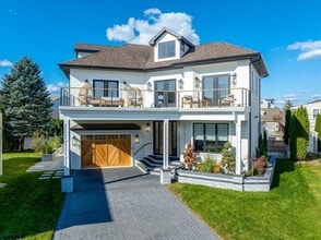 Building Photo - 31 Seaside Ct