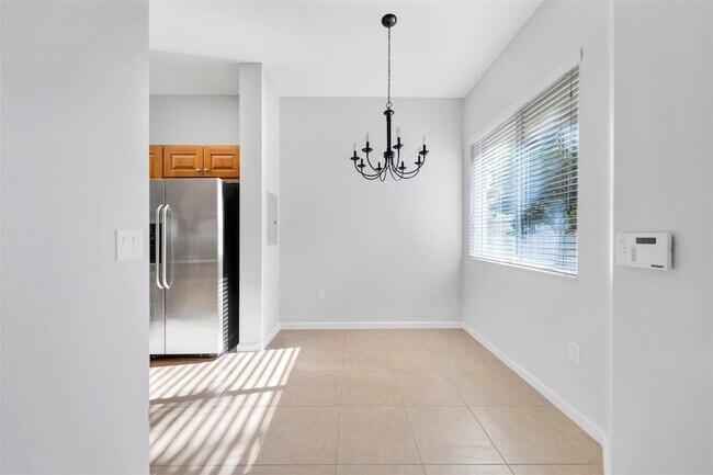 Foto del edificio - 3500 Oaks Clubhouse Dr