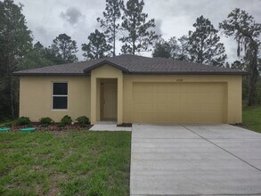 Building Photo - 6248 N Chestnut Terrace