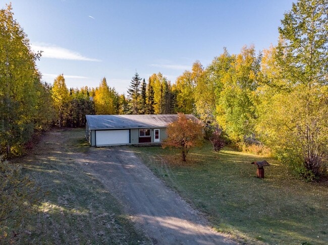 Foto del edificio - 3 BEDROOM | 2 BATHROOM | 2 CAR GARAGE | AI...