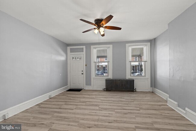Foto del edificio - 106 W 5th St