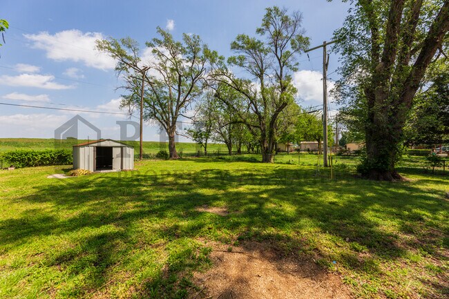 Building Photo - 416 Alexander Dr