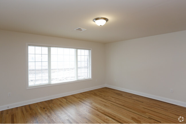 Dos habitaciones - Sala de estar - Key Grove Farms
