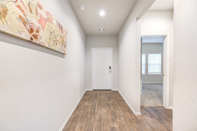 Foto del edificio - 4215 Fornari Ln
