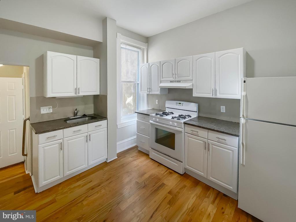 Foto principal - 637 N 32nd St