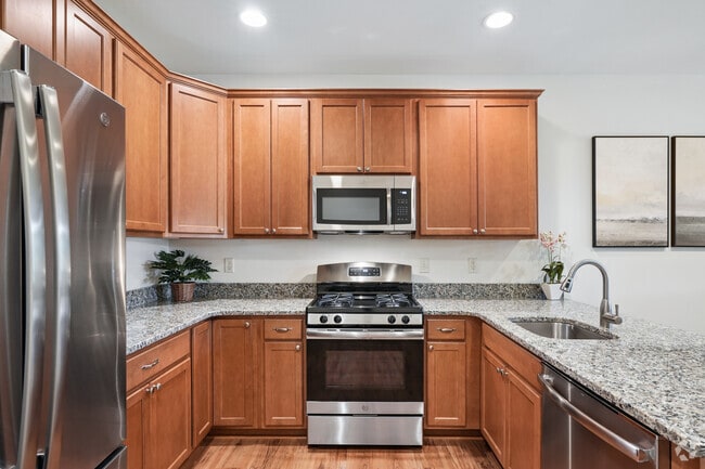 2BR, 2.5BA - 1,660SF - Kitchen - Heritage Greene