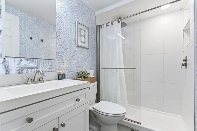 Foto del edificio - 3000 Riomar St