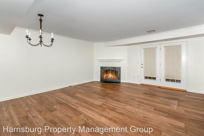 Building Photo - 3 br, 2.5 bath House - 608 Cambridge Ct