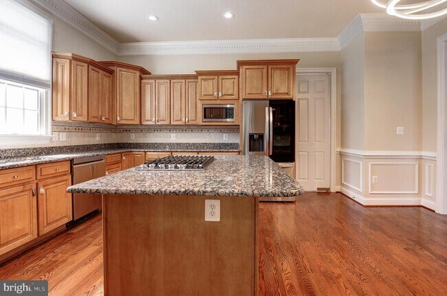 Foto del edificio - 4303 Evergreen Ln