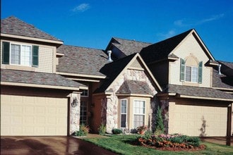 Aldingbrooke Apartments photo'