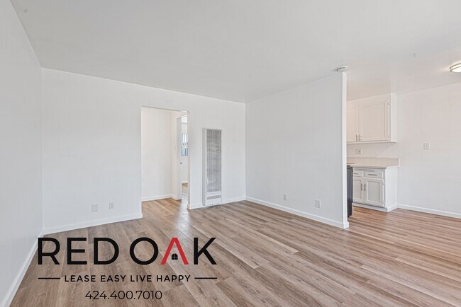 Foto del edificio - 14121 Shoemaker Ave