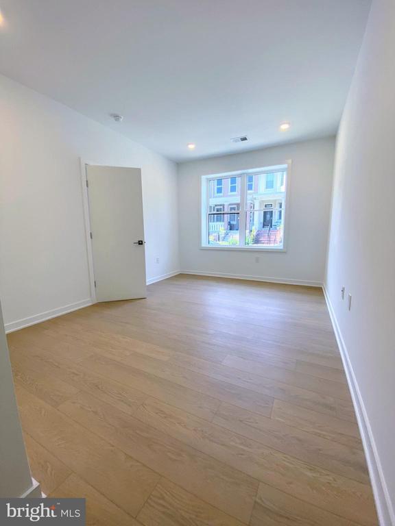 Foto del edificio - 3435 Brown St NW