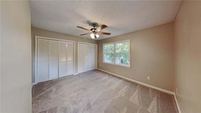 Foto del edificio - 321 Tarragon Way SW