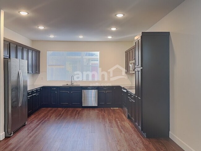 Foto del edificio - 4775 Crestone Peak St