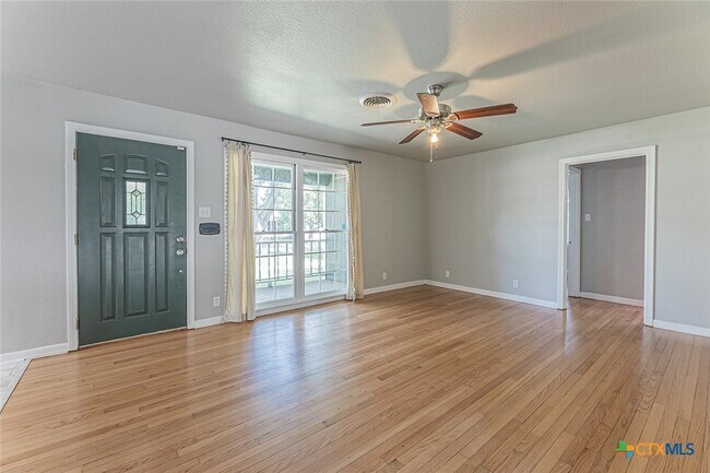 Foto del edificio - 1020 N 15th St