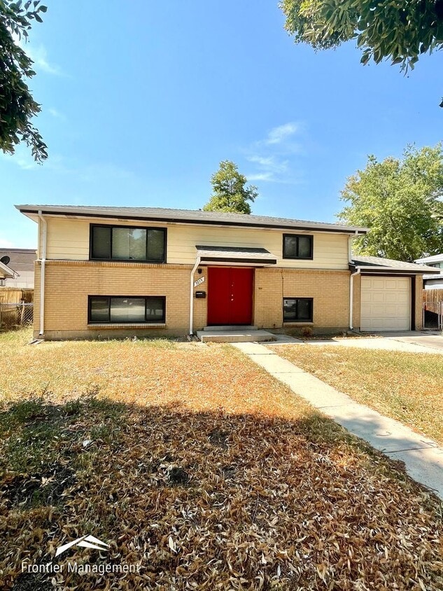 Primary Photo - 5 br, 2 bath House - 3019 Zion St.