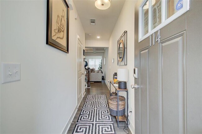 Building Photo - 114 Auburn Valley Wy