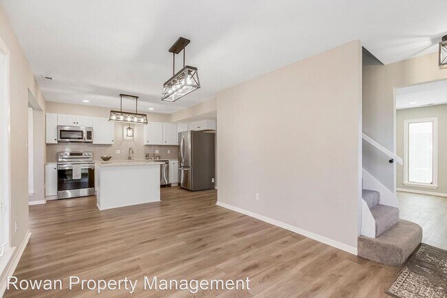 Building Photo - 5 br, 3 bath House - 39 I Street