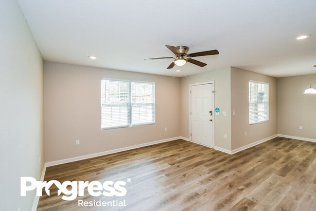 Building Photo - 5511 Redpoll Ave