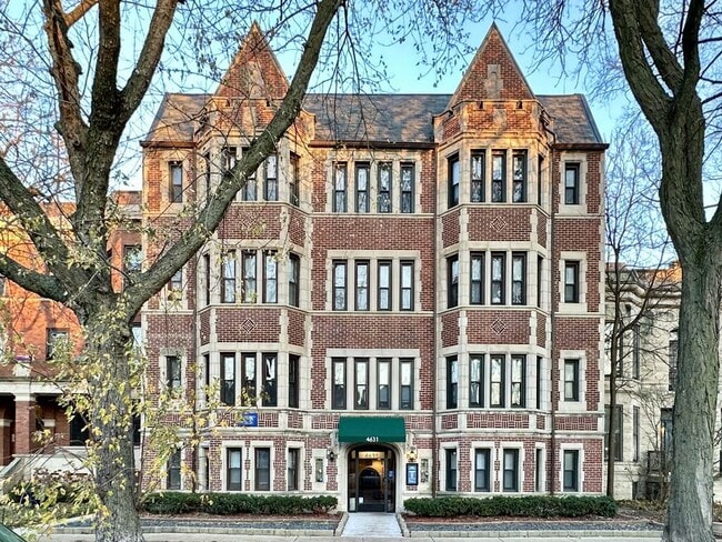 Building Photo - 4632 N Paulina St