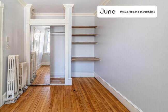 Foto del edificio - Room in Shared 5 bed/2 bath home