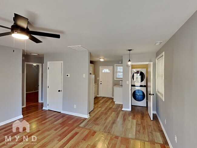 Foto del edificio - 2519 Ponderosa Dr