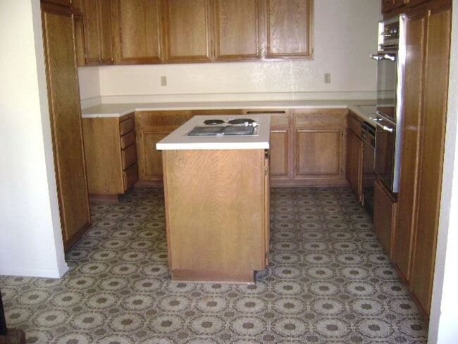 Foto del edificio - 1314 W Apricot Ave